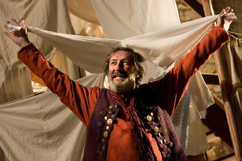 Veselé paničky windsorské, Bolek Polívka (Jan Falstaff), zdroj: © AGENTURA SCHOK, foto: Viktor Kronbauer Veselé paničky windsorské, Bolek Polívka (Jan Falstaff), zdroj: © AGENTURA SCHOK, foto: Viktor Kronbauer